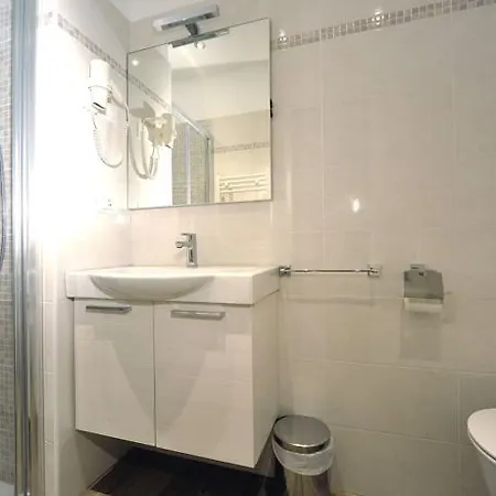 Gioberti House Pensión 4*