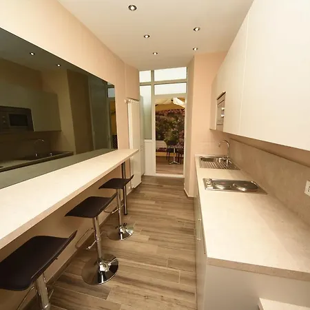 Gioberti House 4* San Remo