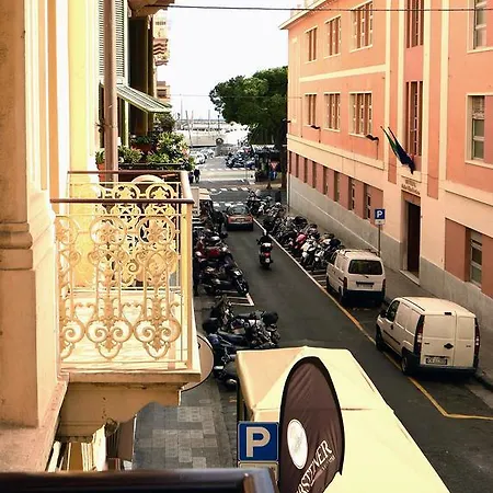 Gioberti House Casa de hóspedes Sanremo